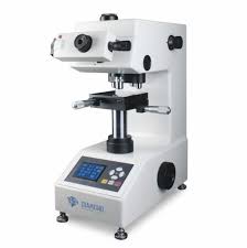 Vickers Hardness tester