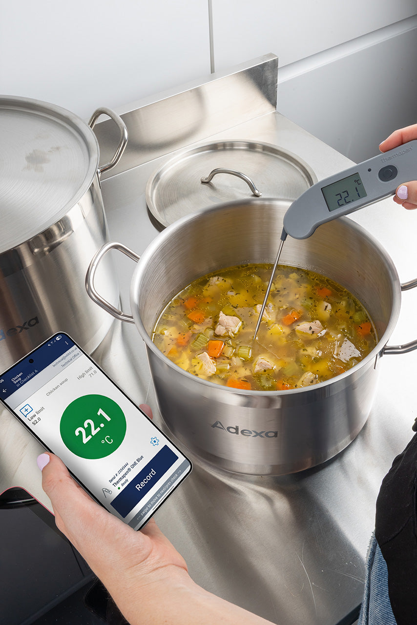ETI 279-647 | Thermapen ONE Blue Thermometer | Bluetooth, Red Button - generaltechuae (3)