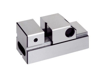 Mitutoyo 930-630 | Precision Vice | Series 930 | Parallelism 0.002 mm or 100 mm | Clamping Width 25mm | Mass 0.38 kg