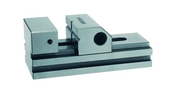 Mitutoyo 930-607 | Precision Vice | Series 930 | Parallelism 0.002 mm or 100 mm | Clamping Width 120mm | Mass 5.8 kg