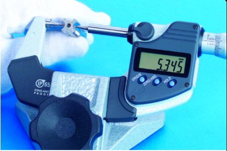 Mitutoyo 342-363-30 Digital Point Micrometer IP65
Inch/Metric, 2-3", 30° Tip