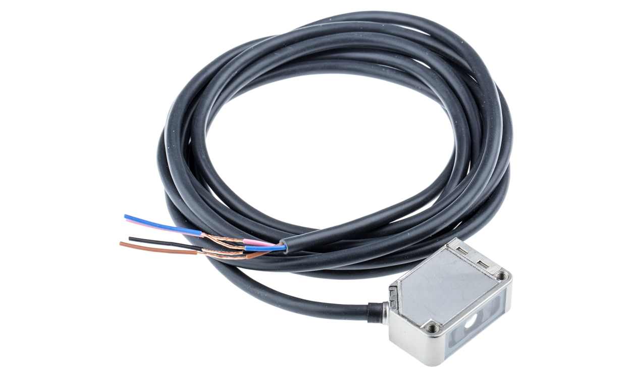 Omron E3ZM-V81 2M, Diffuse Photoelectric Sensor, Block Sensor, 10 → 14 mm Detection Range - generaltechuae
