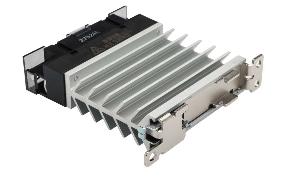 Omron G3PJ-215B-PU DC12-24, G3PJ Series Solid State Relay, 15 A Load, DIN Rail Mount, 264 V ac Load, 24 V dc Control