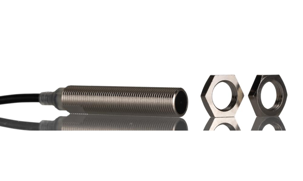 Omron E2E-X4B1TL12 2M, Inductive Threaded Barrel Proximity Sensor, M12, 4 mm Detection, PNP NO, 10 → 30 V dc