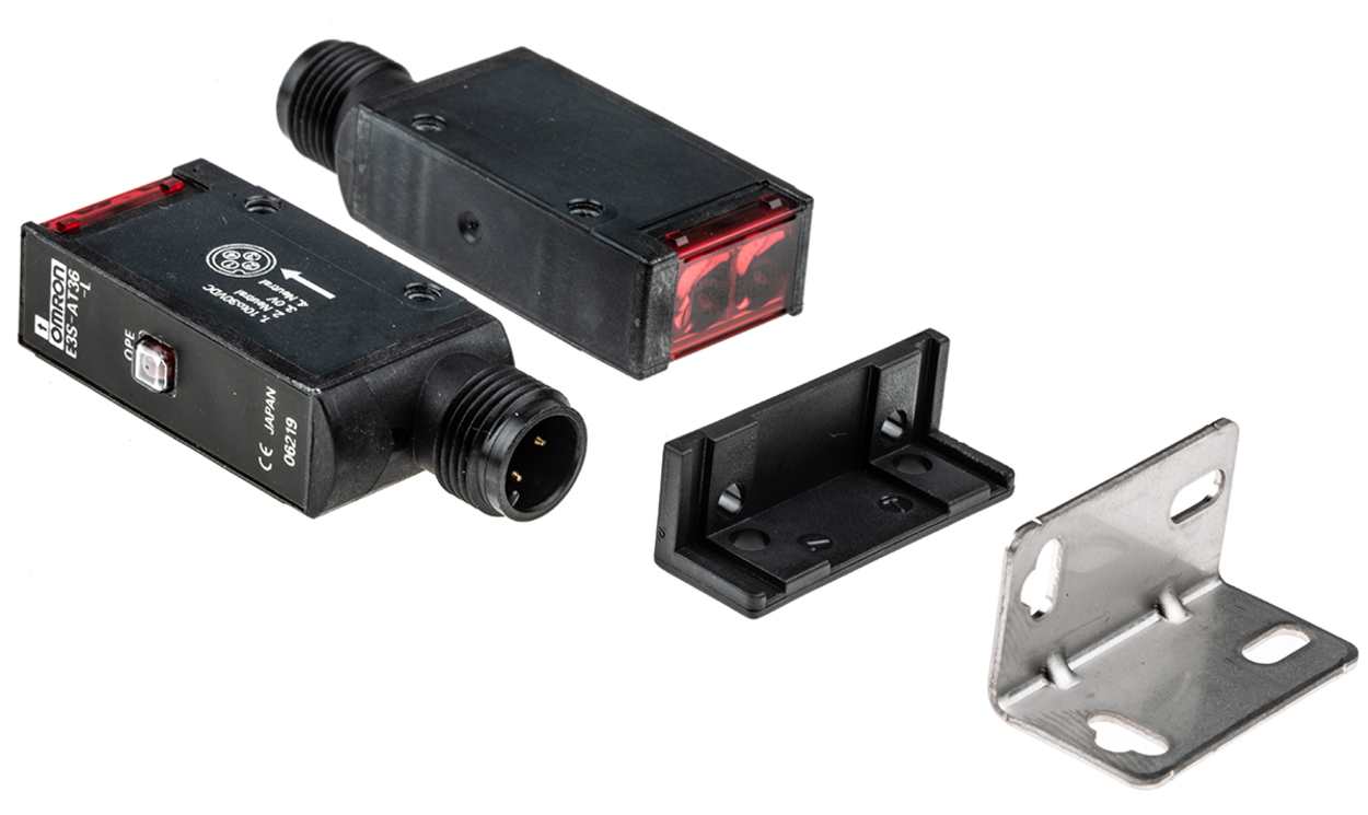 Omron E3S-AT36, Through Beam Photoelectric Sensor, Block Sensor, 7 m Detection Range