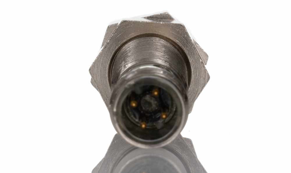 Omron E2A-M12KS04-M1-B1-4, Inductive Threaded Barrel Proximity Sensor, M12, 4 mm Detection, PNP NO, 12 → 24 V dc