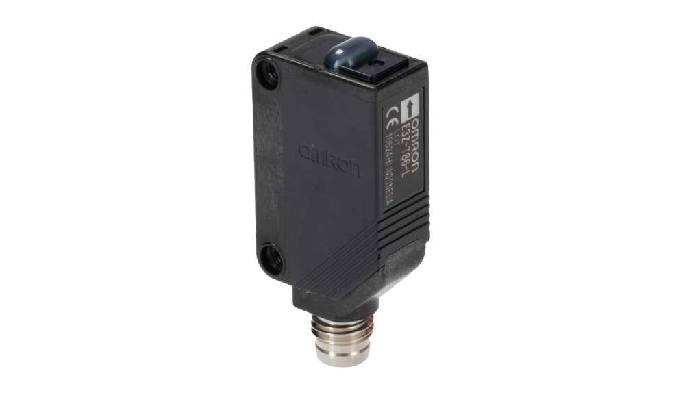 Omron E3Z-T86-L, Through Beam Photoelectric Sensor, Block Sensor, 15 m Detection Range