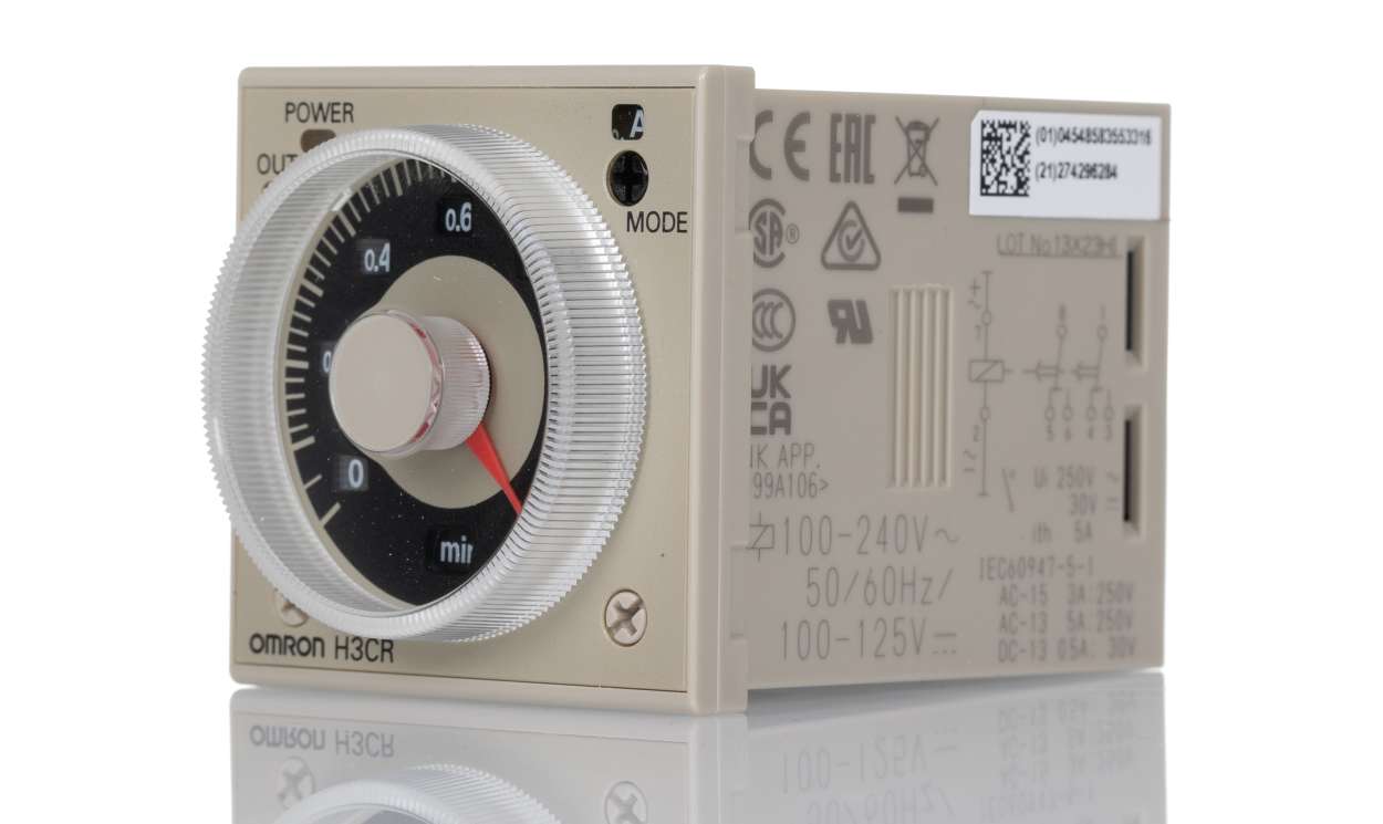 Omron H3CR-A8 100-240VAC/100-125VDC, H3CR Series Plug In Timer Relay, 100-240/100-125V ac/dc, 2-Contact, 0.05 → 1080000s, DPDT - generaltechuae