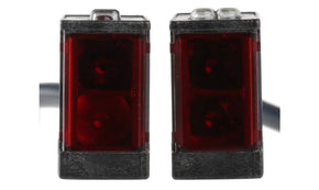 Omron E3S-AT11, Through Beam Photoelectric Sensor, Block Sensor, 7 m Detection Range