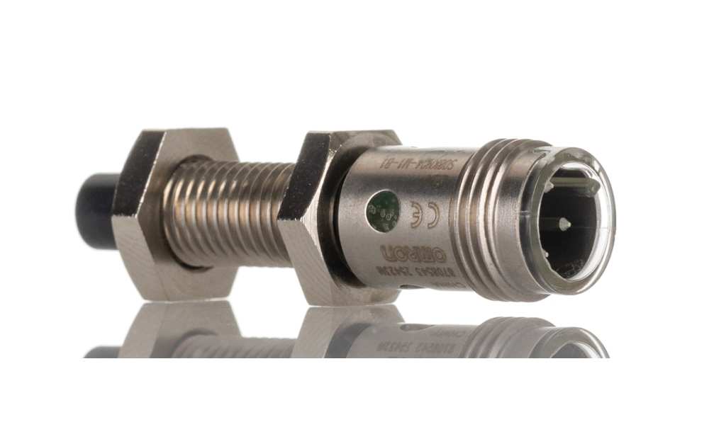 Omron E2A-S08KN04-M1-B1, Inductive Threaded Barrel Proximity Sensor, M8, 4 mm Detection, PNP NO, 12 → 24 V dc