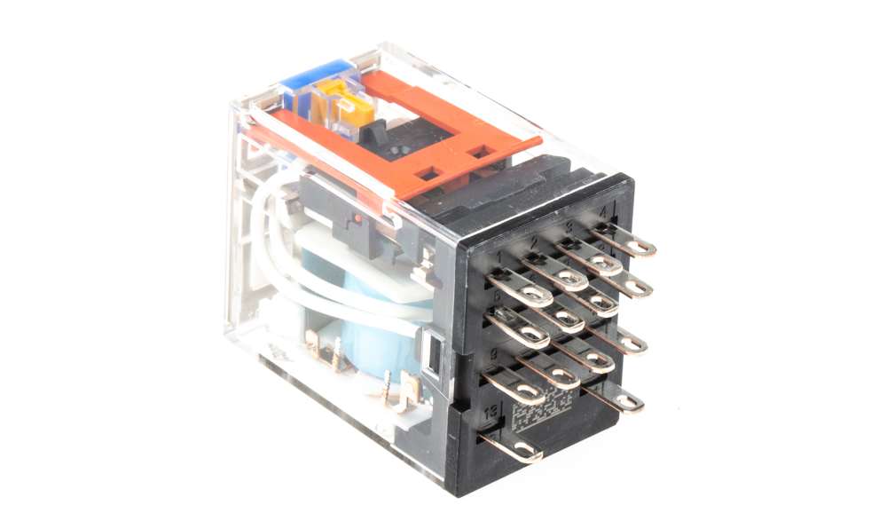 Omron MY4IN DC24(S), Plug In Power Relay, 24V dc Coil, 5A Switching Current, 4PDT