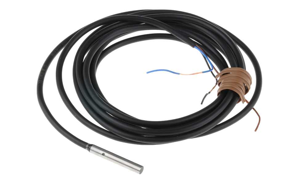 Omron E2E-C04S12-WC-C1 2M, Inductive Smooth Barrel Proximity Sensor, 1.2 mm Detection, NPN NO, 10 → 30 V dc