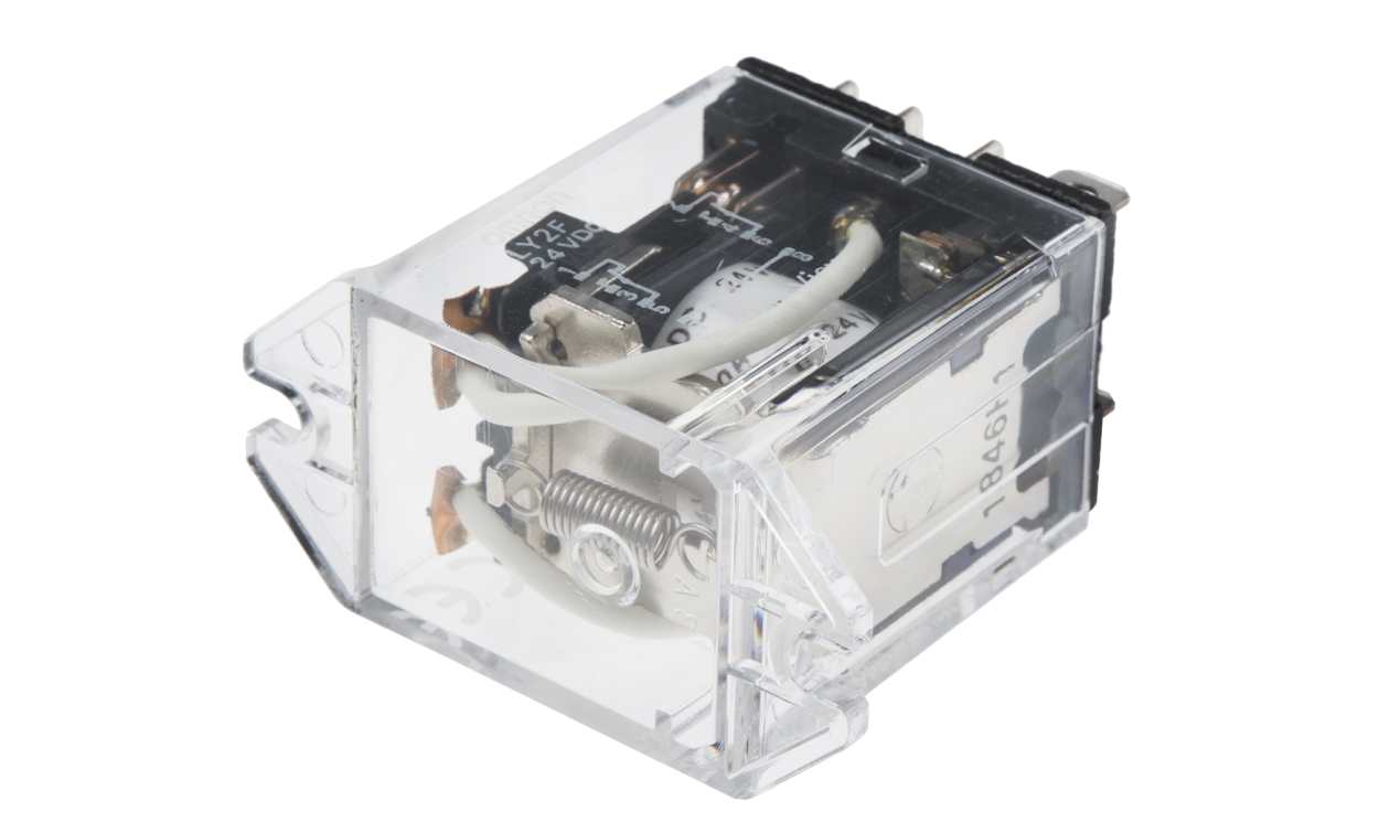 Omron LY2F 24VDC, Plug In Power Relay, 24V dc Coil, 10A Switching Current, DPDT