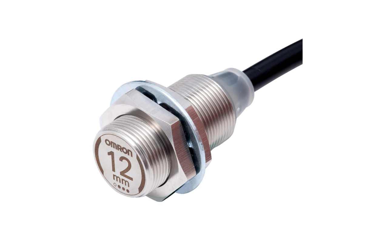 Omron E2EW-X12C118 2M, Inductive Threaded Barrel Proximity Sensor, M18, 12 mm Detection, NPN NO, 10 → 30 V dc