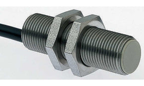 Omron E2AS18KS08WPC12M, Inductive Threaded Barrel Proximity Sensor, M18, 8 mm Detection, NPN NO, 12 → 24 V dc