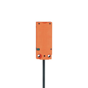 ifm KQ5100, Capacitive Rectangular Proximity Sensor, 12 mm Detection, PNP NO/NC, 10 → 30 V dc