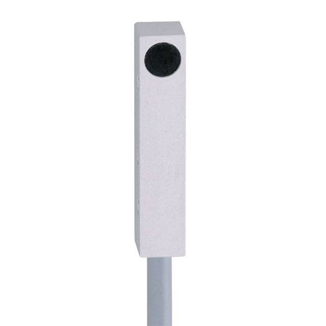 ifm IL5022, Inductive Rectangular Proximity Sensor, 0.8 mm Detection, PNP NO, 10 → 30 V dc