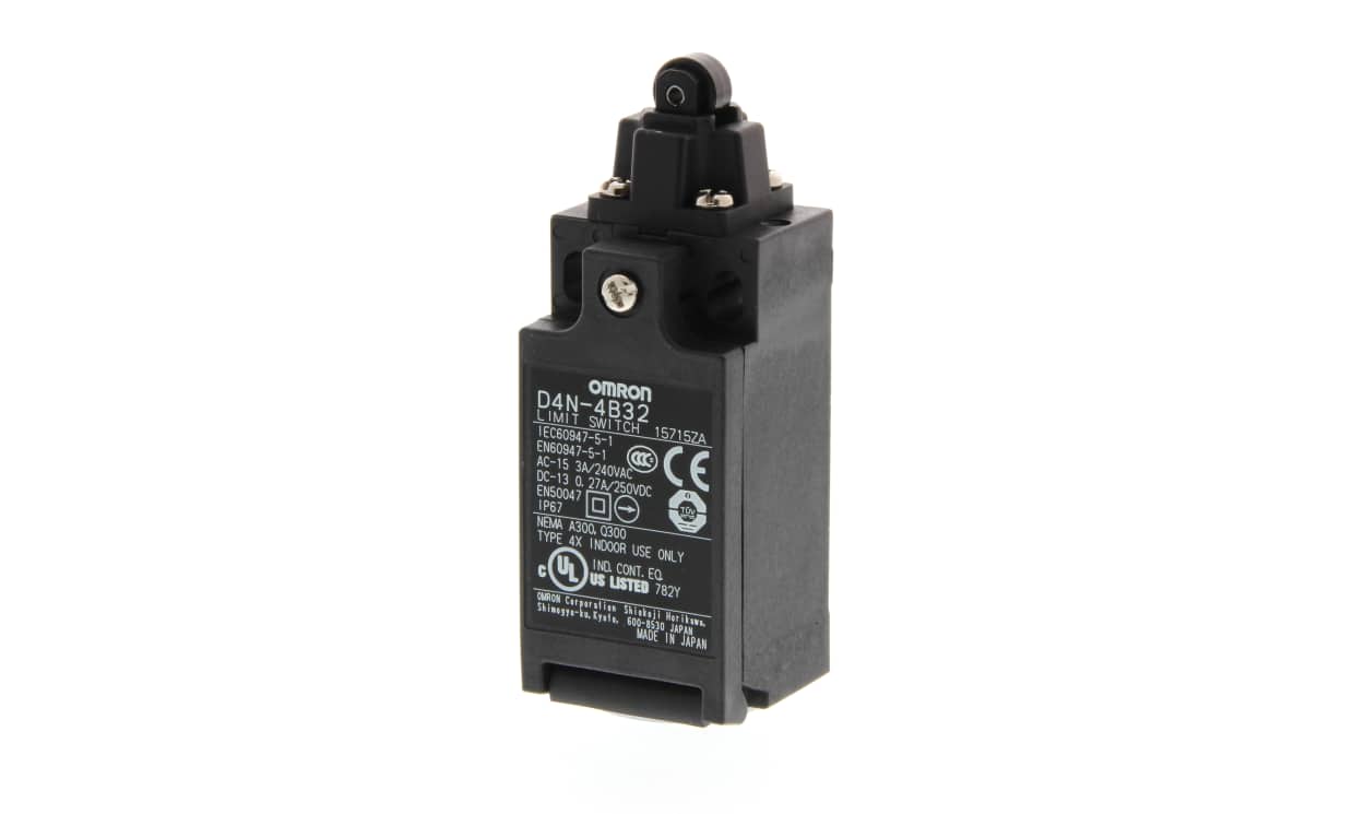Omron D4N-1232, Roller Plunger Limit Switch, 2NC, IP67
