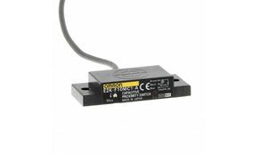 Omron E2K-F10MC1-A 2M, Capacitive Flat Proximity Sensor, 10 mm Detection, NPN NO, 12 → 24 V dc