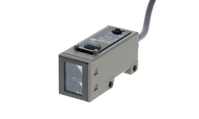 Omron E3S-CR11 5M, Retroreflective Photoelectric Sensor, Block Sensor, 3 m Detection Range