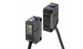Omron E3Z-T81-IL3 2M, Through Beam Photoelectric Sensor, Block Sensor, 15 m Detection Range