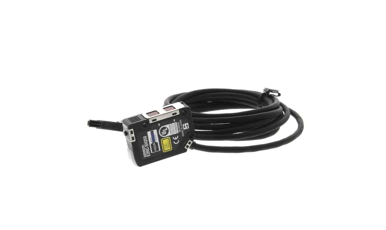 Omron E3NC-SH250 2M, Fibre Optic Sensor 35 mm → 250 mm - generaltechuae