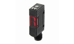 Omron E3S-R67, Retroreflective Photoelectric Sensor, Block Sensor, 100 mm → 300 mm Detection Range