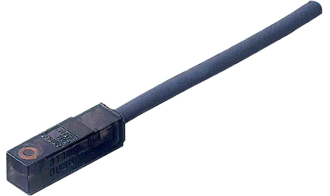 Omron E2S-W15 1M, Inductive Block Proximity Sensor, 1.6 mm Detection, PNP NO, 12 → 24 V dc - generaltechuae