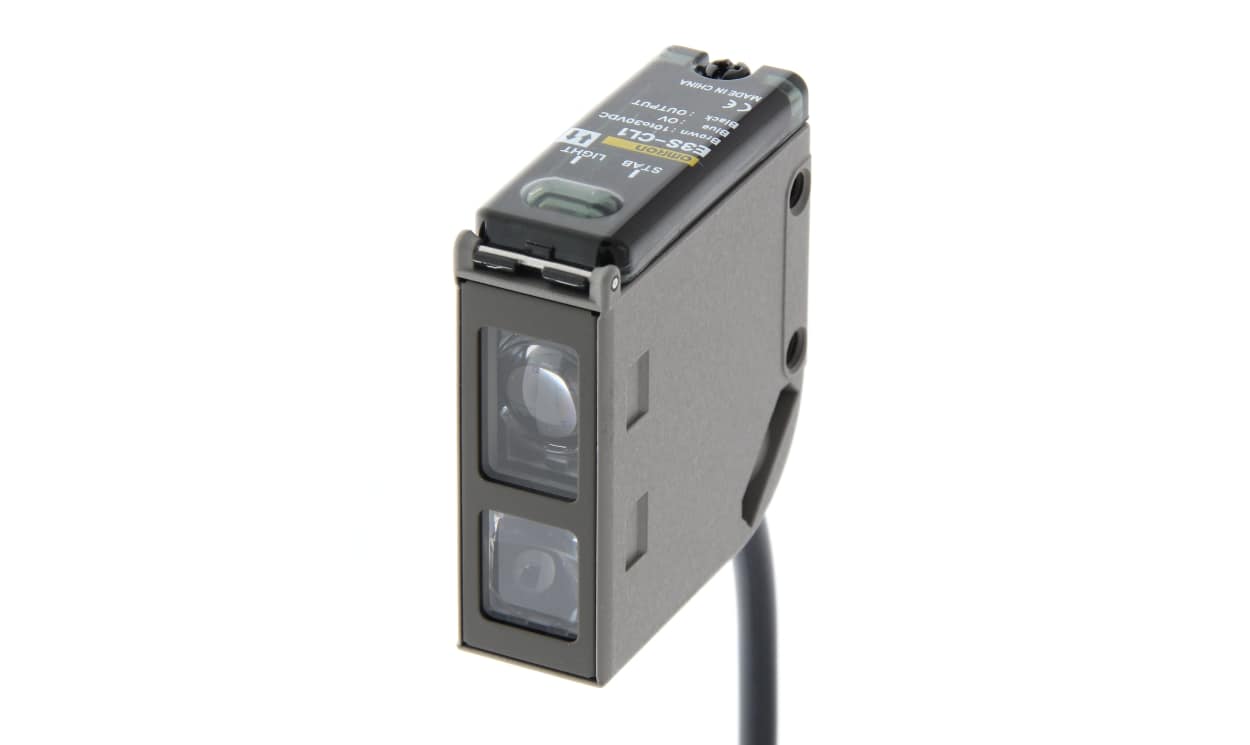 Omron E3S-CL1 5M, Background Suppression Photoelectric Sensor, Block Sensor, 5 → 200 mm Detection Range - generaltechuae