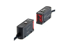 Omron E3S-AT31, Through Beam Photoelectric Sensor, Block Sensor, 7000 mm Detection Range