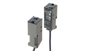 Omron E3S-CT61 2M, Through Beam Photoelectric Sensor, Block Sensor, 30000 mm Detection Range