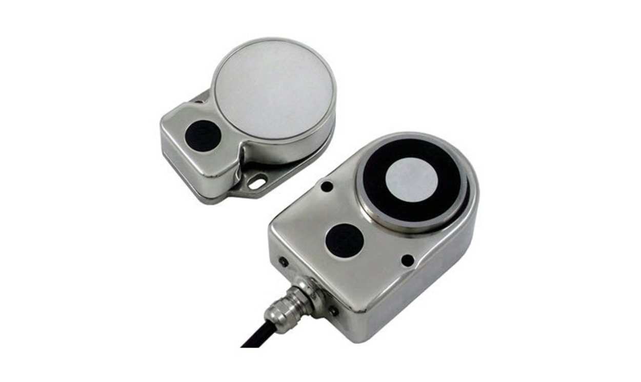 Omron D40ML-P2-B-5M, D40ML Series Safety Interlock Switch, NC, Actuator Actuator Included, Plastic, Magnet Lock