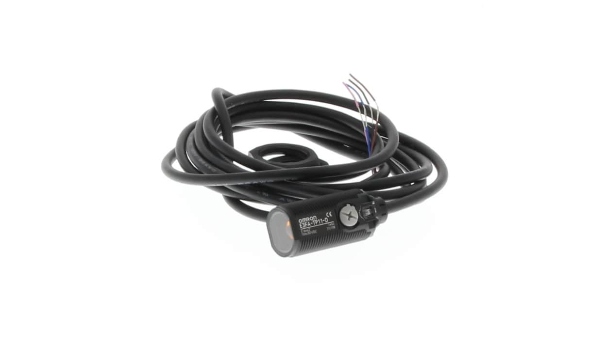 Omron E3FA-TP11-D 2M, Through Beam Photoelectric Sensor, Cylindrical Sensor, 200 mm Detection Range