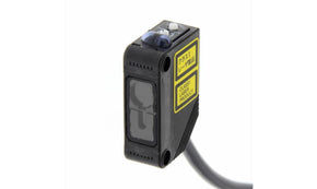 Omron E3Z-LR81 2M, Retroreflective Photoelectric Sensor, Block Sensor, 200 → 15 m Detection Range