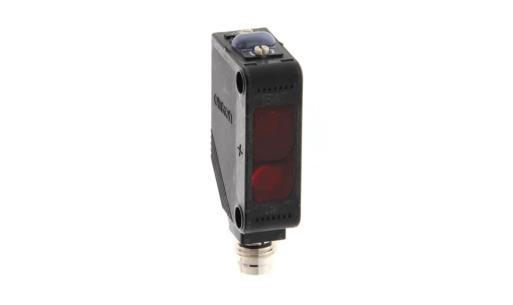 Omron E3Z-LS86, Background Suppression Distance Sensor, Block Sensor, 20 mm → 200 mm Detection Range