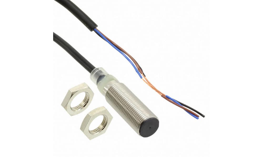 Omron E2B-M12KS04-WP-B1 2M, Inductive Threaded Barrel Proximity Sensor, M12, 4 mm Detection, PNP NO, 10 → 30 V dc
