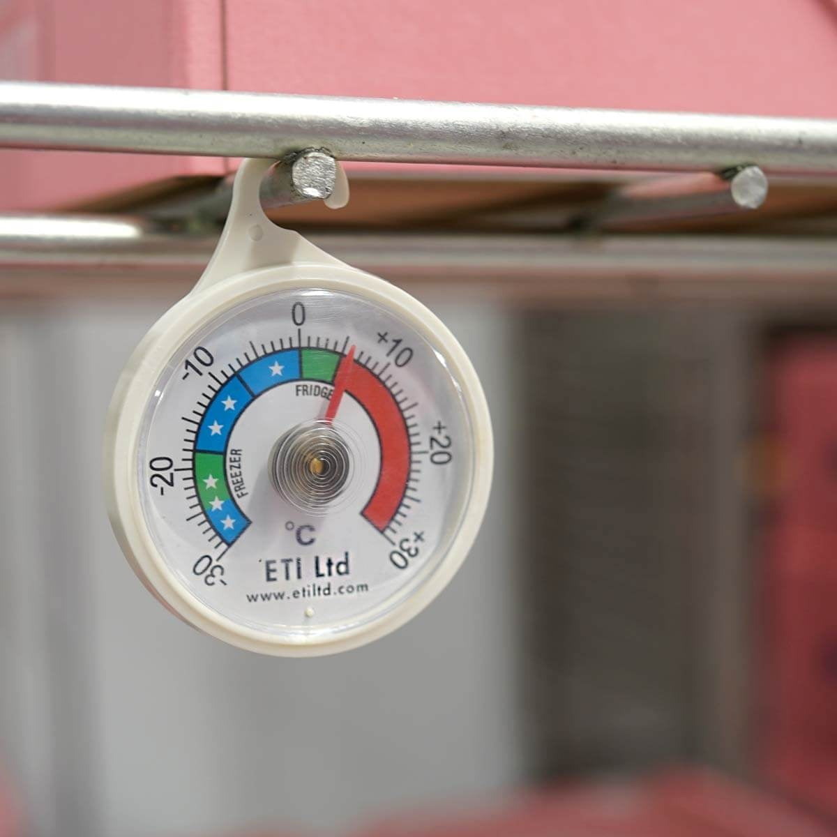 ETI 800-101 | 52 mm Fridge Freezer Thermometer | Pack of 20, -30 to 30 °C - generaltechuae (3)