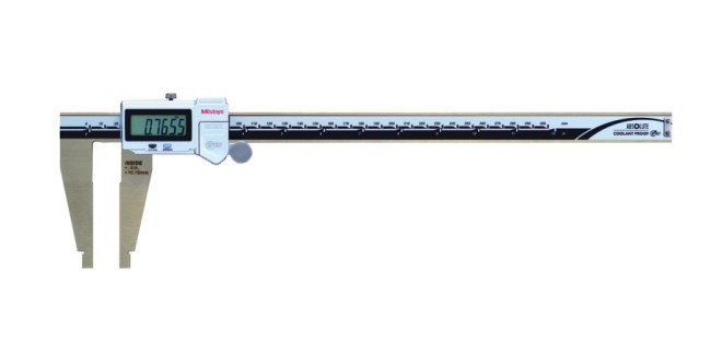 Mitutoyo 550-341-20 | Digital Caliper | Nib Jaw | Series 550 | Graduation 0.01 mm or 0.0005 inch | Accuracy ± 0.05mm or 0.002 inch | Range 0 to 300mm or 0 to 12 inch