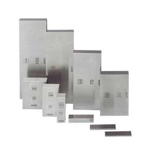 Mitutoyo 611627-131 | Gauge Block | Metric | Inspection Cert. BS | Grade 1 | Steel | Length 17mm