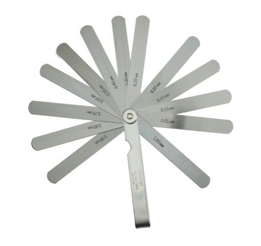 Mitutoyo 184-305S | Thickness or Feeler Gauge | Series 184 | Number of Leaves 13 | Blade Length 100 mm | Range 0.05 to 1 mm