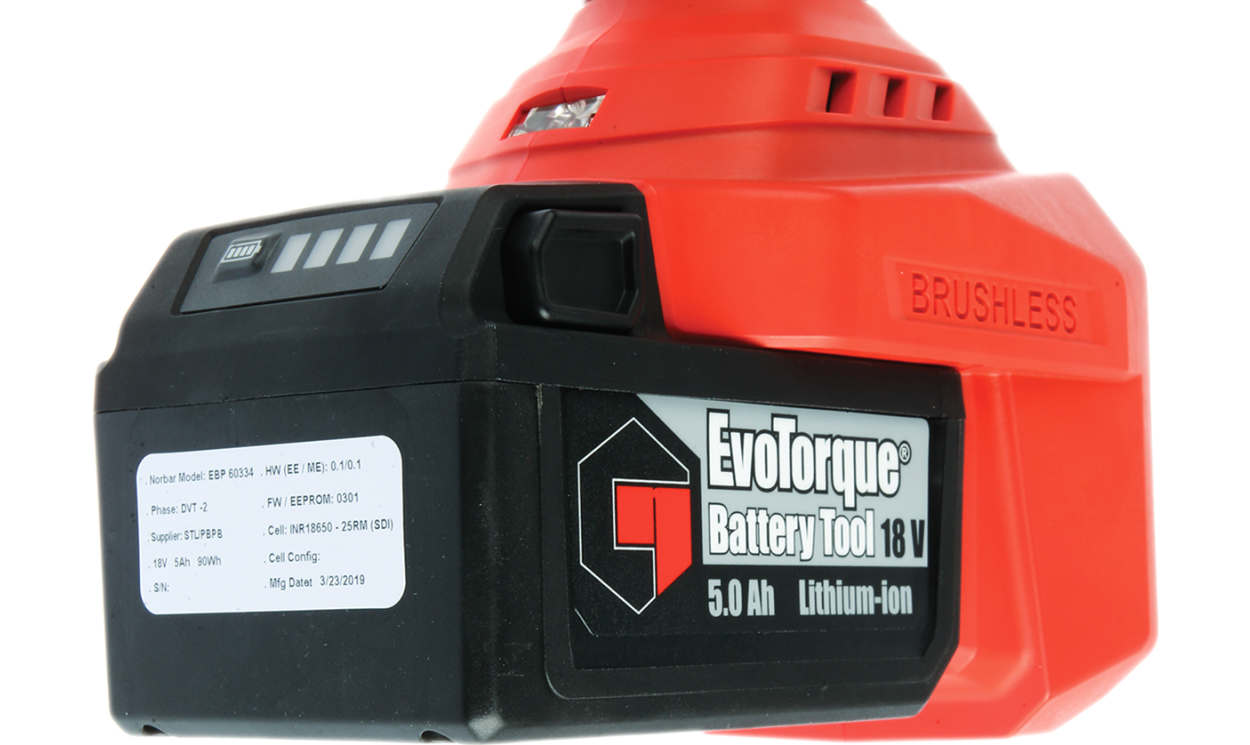 Norbar 180661 Torque Tools EBT-92-4000 Auto 2 Speed Cordless Torque Wrench, 800Nm- 4000Nm, 1 in Drive, 2 Type G - British 3-pin