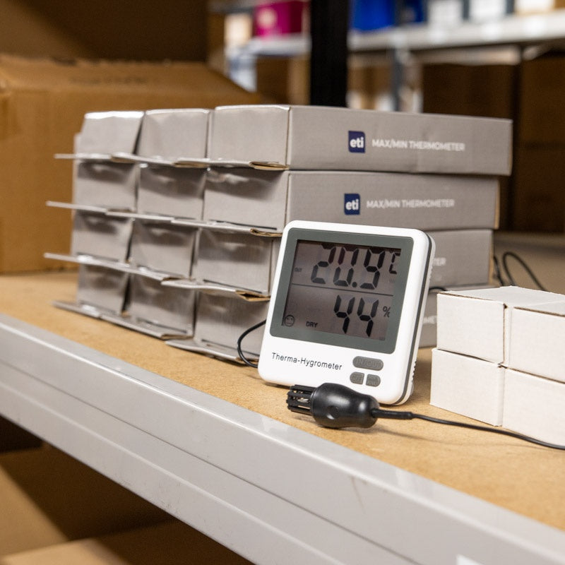 ETI 810-140 | Digital Therma-Hygrometer | Dual Sensors, Internal & Remote Probe - generaltechuae (4)