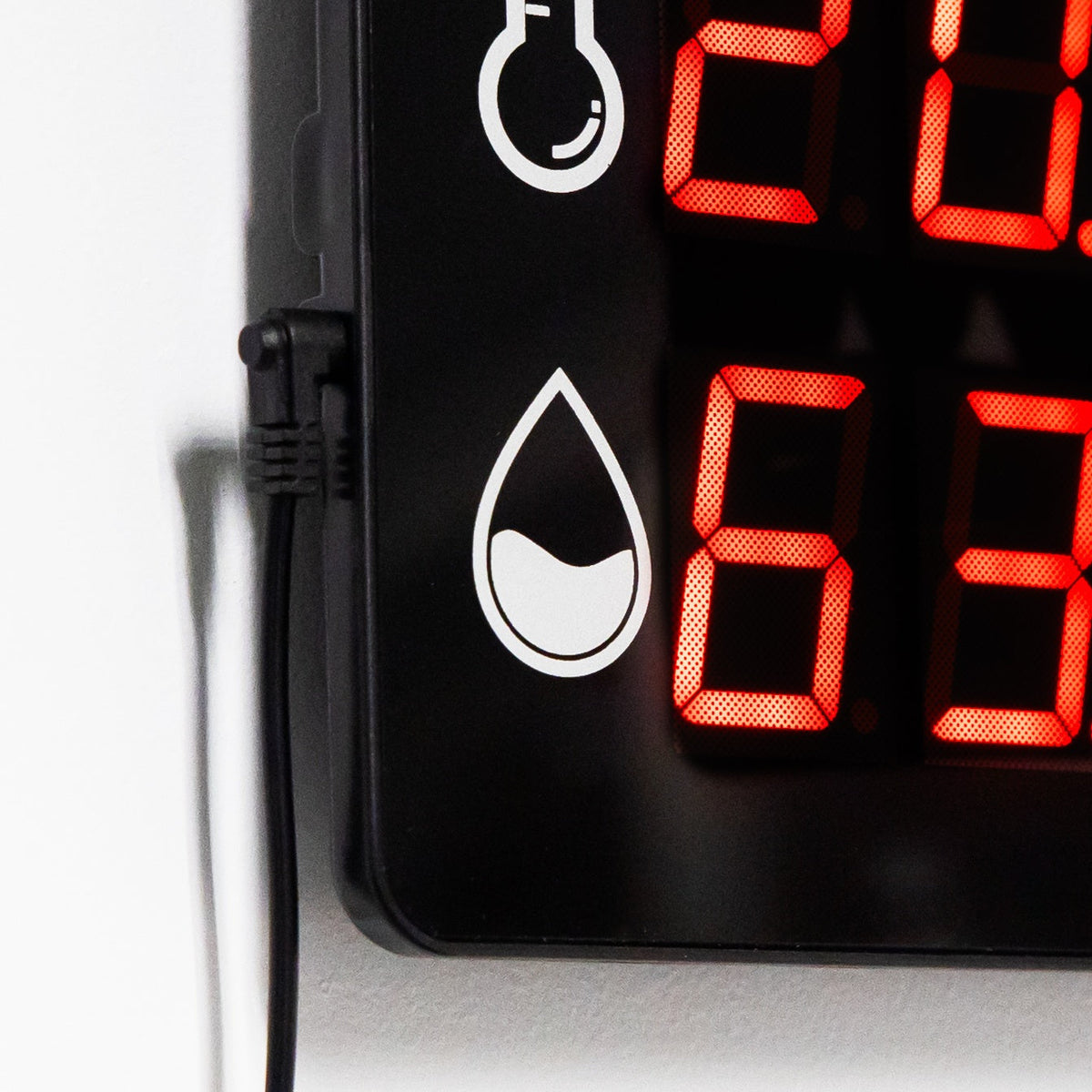 ETI 825-886 | WM60 Wall Mounted Thermometer & Hygrometer | 32 x 400 x 600 mm - generaltechuae (4)